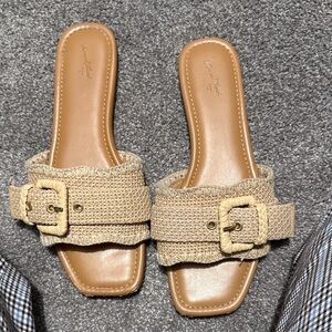 Universal Thread Beige Buckle Sandals